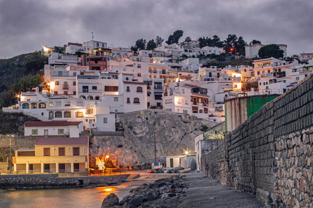 Costa Tropical Nerja Almunecar huis kopen Spanje HOLASPAIN estates