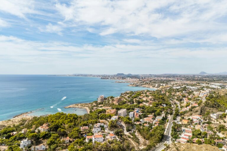 Huis kopen Spanje investeren makelaar COSTA BLANCA HOLASPAIN estates